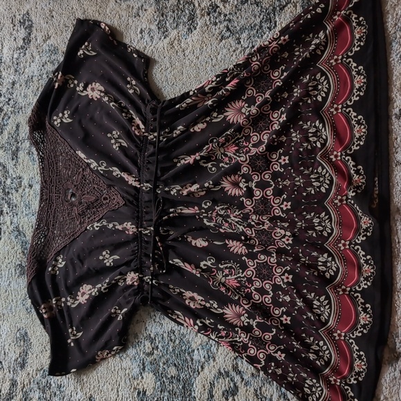 F.A.N.G short sleeve shirt size medium brown red tunic back to school 2000s y2k - Picture 2 of 5